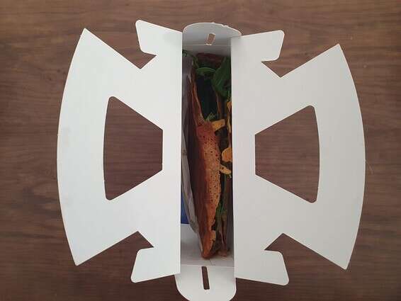 לא מתקפל ולא נוזל // צילום: רז ישראלי